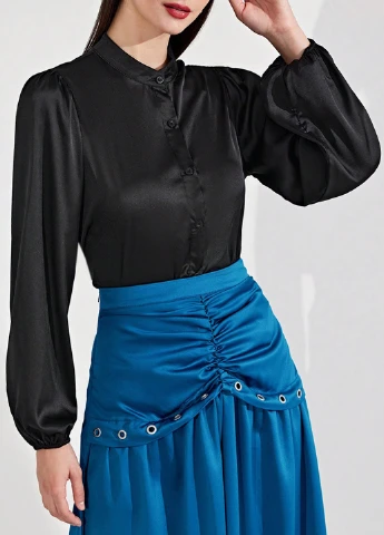 Чёрная блуза SHEIN