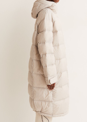 Светло-серая зимняя куртка H&M