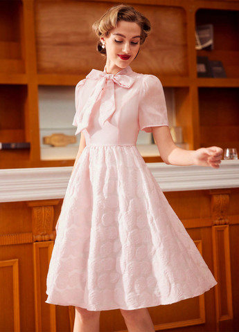 Светло-розовое праздничный платье клеш SHEIN с цветочным принтом