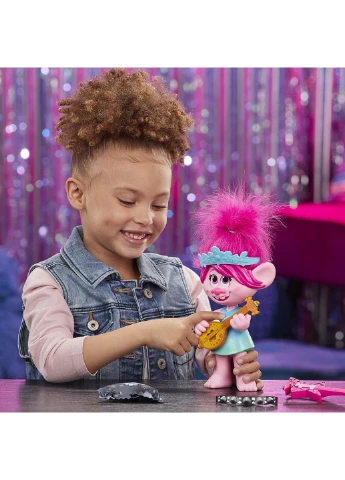 Лялька Розочка DreamWorks Trolls World Tour Pop-to-Rock Poppy Singing Doll Світовий тур (E94115E1) Hasbro (255665085)