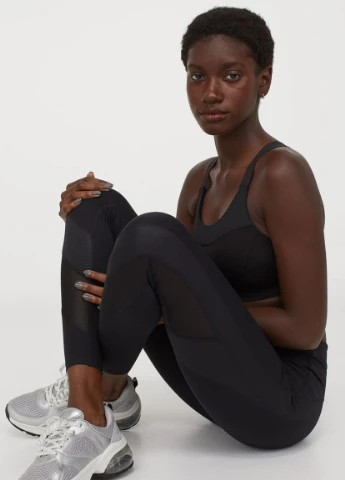 Черные демисезонные леггинсы с мембраной high waist H&M