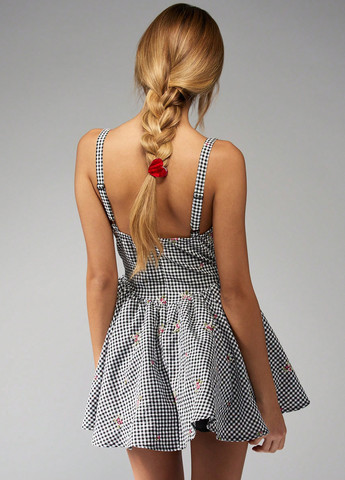 Чорно-білий кежуал сукня з спідницею-сонце SHEIN в клітинку