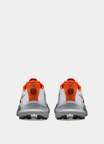Белые всесезонные кроссовки Saucony TEMPUS