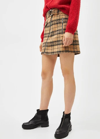 Темно-бежевая кэжуал в клетку юбка Bershka а-силуэта (трапеция)