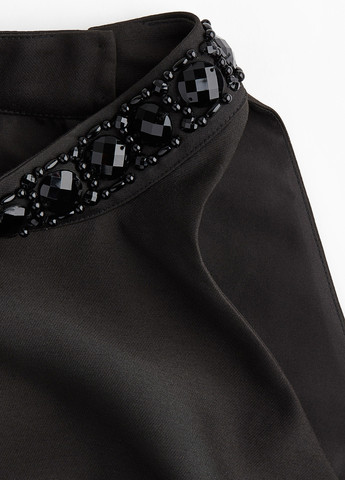 Черное праздничный, вечернее платье с открытыми плечами H&M однотонное