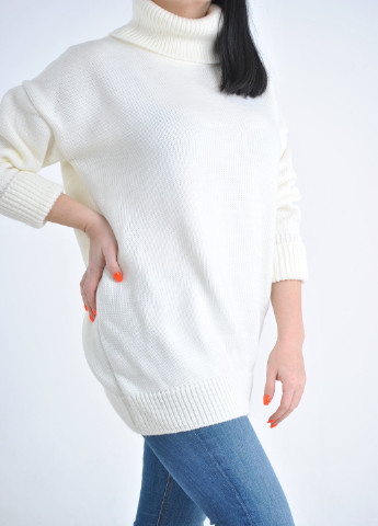 Молочный зимний свитер Berta Lucci