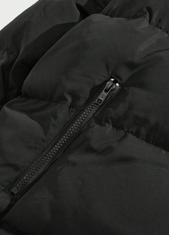 Черная зимняя куртка SHEIN