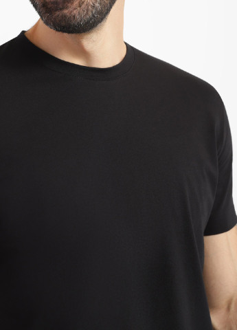 Черная футболка Promin