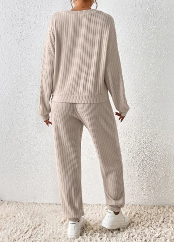 Костюм (світшот, штани) SHEIN (324037266)