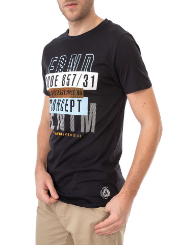 Черная футболка E-Bound