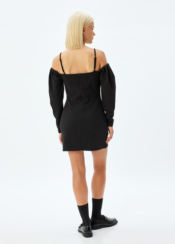 Черное вечернее платье с открытыми плечами KOTON однотонное