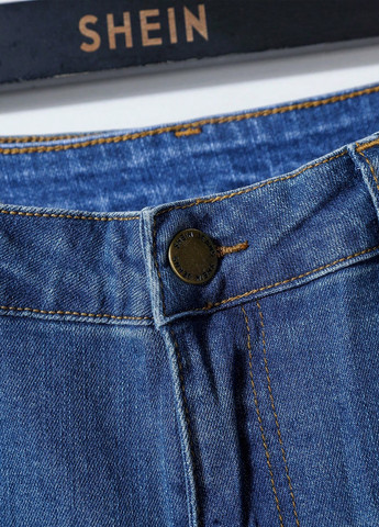 Синие демисезонные слим джинсы SHEIN