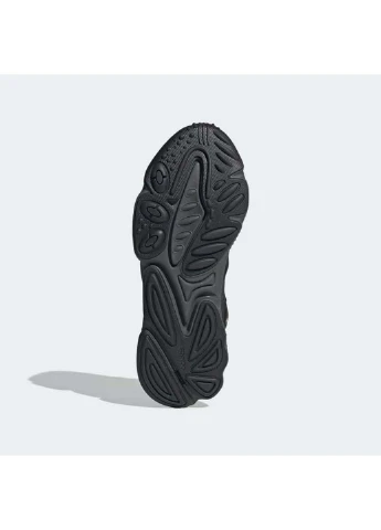 Черные демисезонные кроссовки adidas