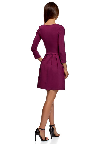 Фиолетовое кэжуал платье короткое Oodji однотонное