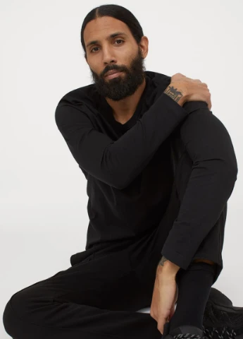 Черная футболка regular fit H&M