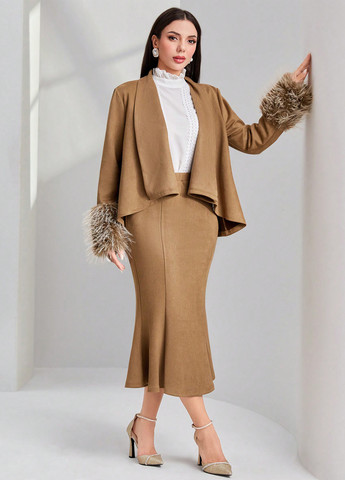 Бежевий демісезонний комплект (блуза, спідниця) SHEIN