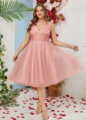 Пудровое праздничный, коктейльное платье пачка, а-силуэт SHEIN однотонное