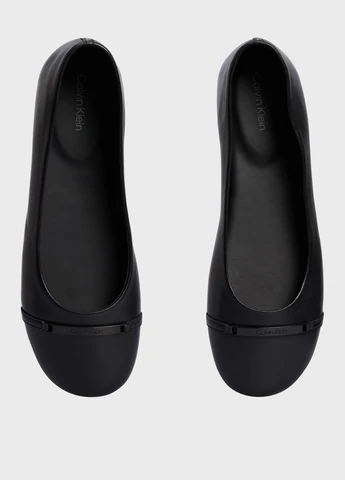 Жіночі балетки Calvin Klein | чорні однотонні логотип натуральна шкіра (347149643)