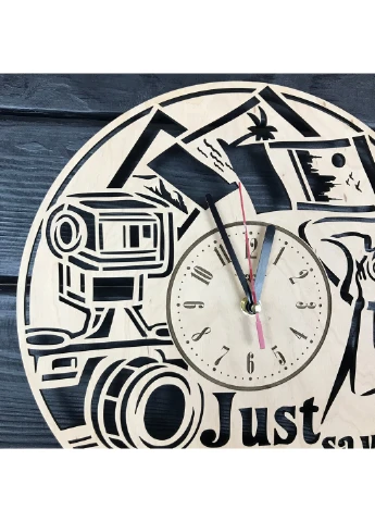 Дизайнерские деревянные часы на стену «Фотограф» 7Arts (253566496)