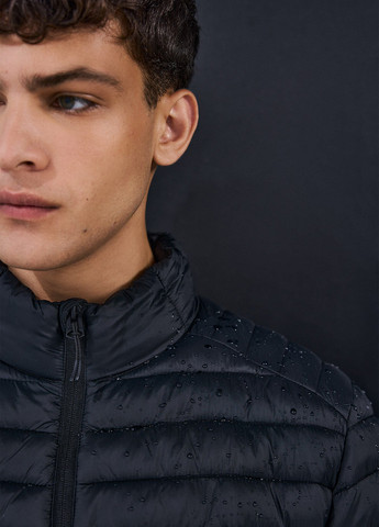 Черная демисезонная куртка Springfield