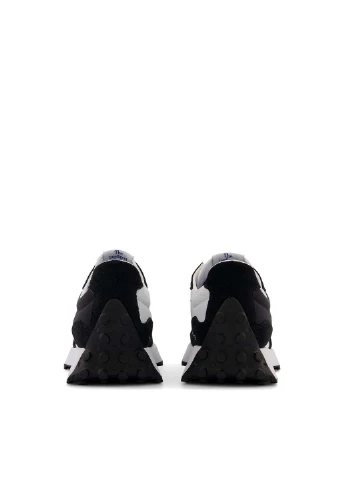Чорно-білі кросівки демісезон New Balance