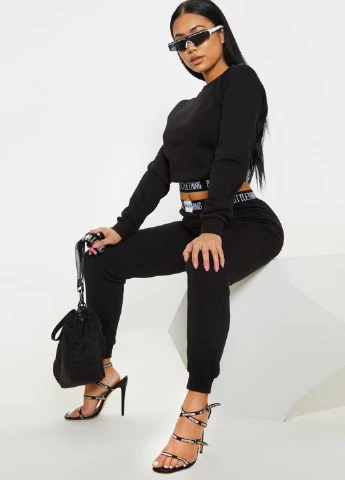 Черный свитшот PrettyLittleThing надпись без декора (254799186)