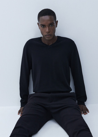 Черный демисезонный пуловер пуловер Reserved