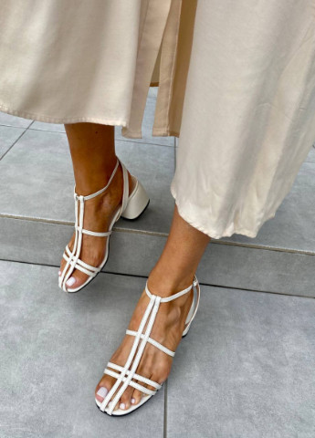 Бежевые босоножки shoesband Brand без застежки