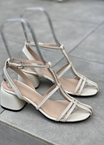 Бежевые босоножки shoesband Brand без застежки