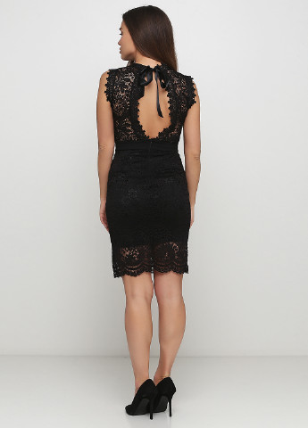 Черное кэжуал платье с открытой спиной William Fashion однотонное