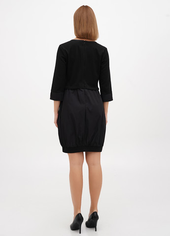 Чорна вечірня, кежуал сукня балон Sassofono однотонна