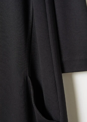 Черное кэжуал платье H&M однотонное