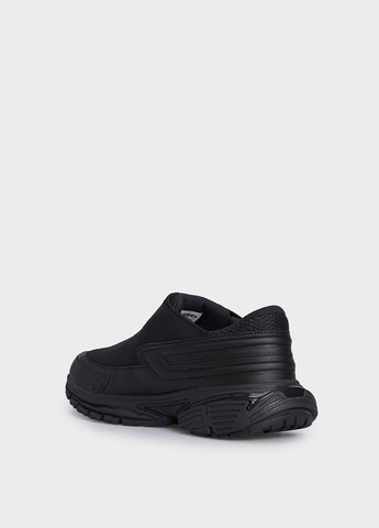 Черные всесезонные кроссовки Diesel