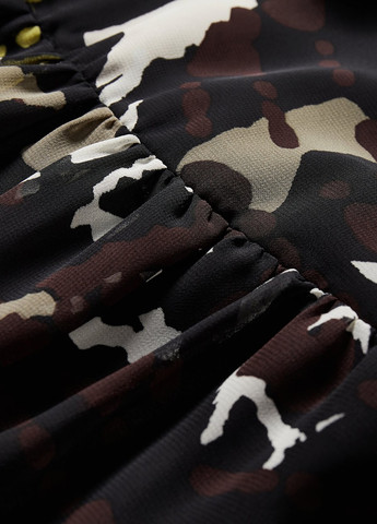 Черное кэжуал платье C&A с абстрактным узором