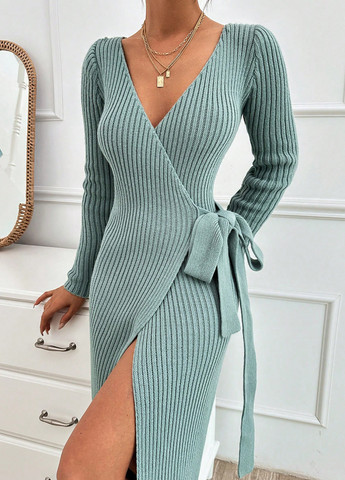 Светло-бирюзовое праздничный, кэжуал платье на запах, платье-свитер SHEIN однотонное