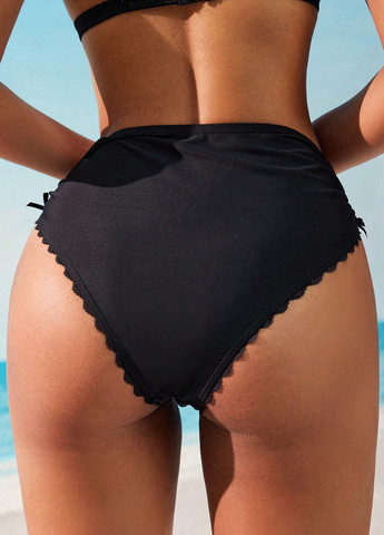 Черные купальные трусики однотонные SHEIN