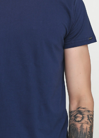 Темно-синяя футболка Cornette
