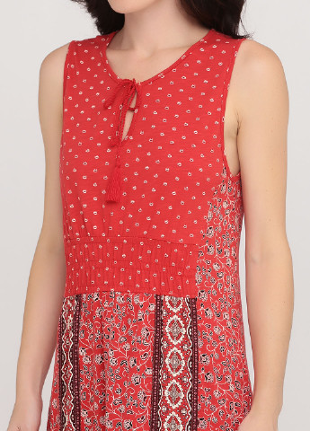 Красное кэжуал платье Bebe Plus турецкие огурцы