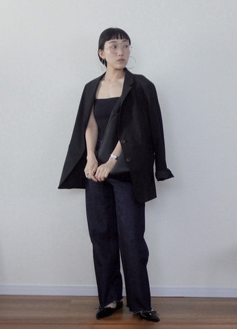 Черный женский жакет Uniqlo однотонный - демисезонный