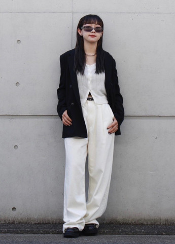 Черный женский жакет Uniqlo однотонный - демисезонный