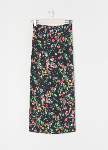 Черная кэжуал цветочной расцветки юбка Sinsay