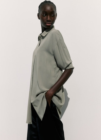 Оливковая кэжуал рубашка однотонная H&M