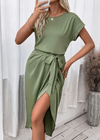 Зеленое кэжуал платье SHEIN однотонное