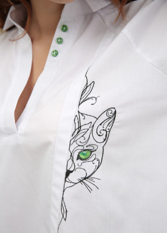 Белая демисезонная белая блуза-туника с рукавом реглан и вышивкой "тату кота" INNOE Блузка