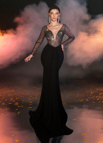 Черное вечернее платье годе SHEIN однотонное