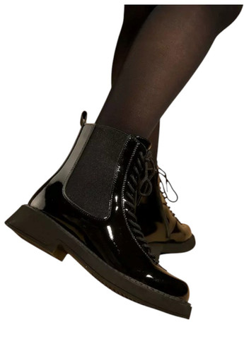 Осенние ботинки Anna Lucci лаковые, со шнуровкой