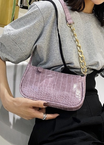Женская классическая маленькая сумочка багет на золотой цепочке ремешке рептилия фиолетовая лиловая NoName (251204261)