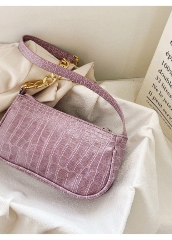 Жіноча класична маленька сумочка багет на золотому ланцюжку ремінці рептилія фіолетовий пурпурний NoName (251204261)