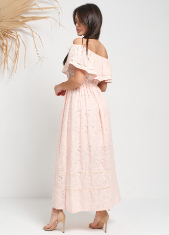 Розовое кэжуал платье клеш, с открытыми плечами Remix однотонное