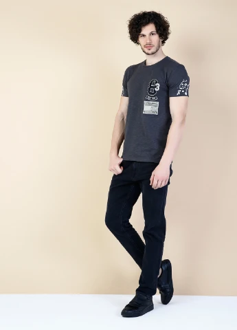 Серая футболка Colin's